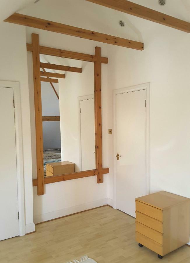 Osterley Studio Room Isleworth Exterior photo